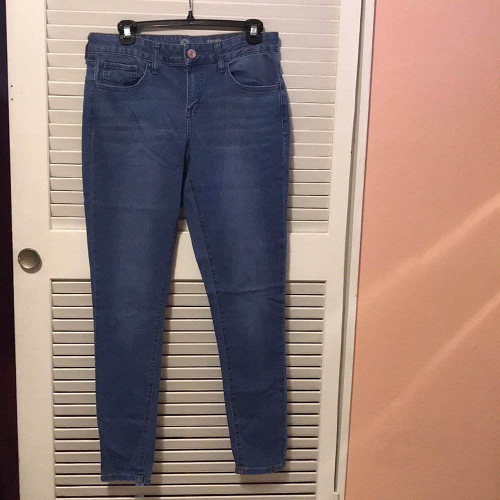Light wash jeans
